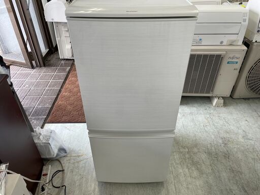 2019年製　シャープ137L　冷蔵庫