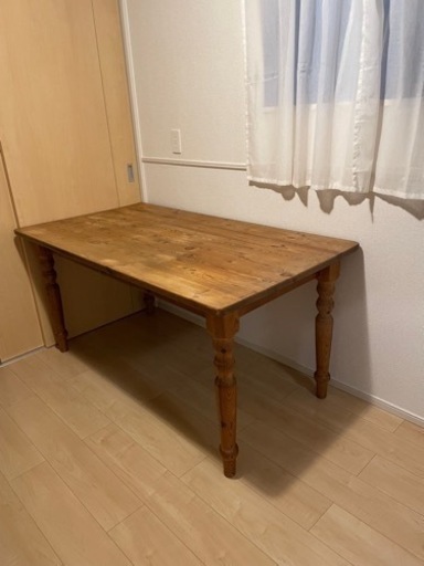 カントリー調ダイニングテーブル