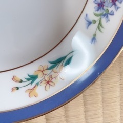 受渡者決定済み❗️無料✨イブサンローランティーカップセット＆ティファニープレート生活雑貨 食器 プレートの画像