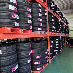 【新品】輸入タイヤ4本セット 205/40R17 【17インチ他サイズあり】 ／ 大量購入の場合はお値段ご相談可の画像