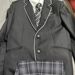 子供130サイズ　セレモニースーツ