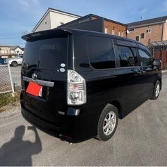 トヨタヴォクシー車検ありナビテレビetcの画像