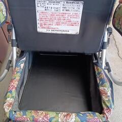 シルバーカー(歩行補助車)の画像