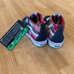 ✨新品です【 Vans 】キッズスニーカー👟  超ｮー可愛いｨ〜...