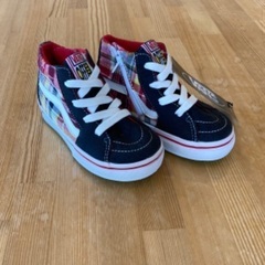 ✨新品です【 Vans 】キッズスニーカー👟  超ｮー可愛いｨ〜🐞 靴 ，ヴァンズ♪の画像