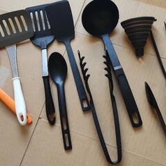【無料】調理用品 おたま、フライ返し、ろーと、トングなど