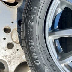 車のパーツ タイヤ、ホイール