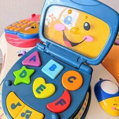 子供おもちゃ　知育玩具　busytableの画像
