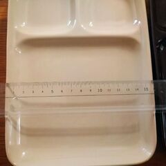 お皿2枚組　仕切り付きの画像