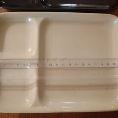 お皿2枚組　仕切り付きの画像