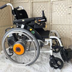 使用歴1年未満！！　YAMAHA電動車椅子　オプション付き！！の画像