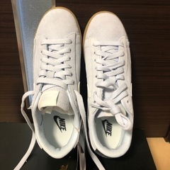 【新品・未使用】NIKE W BLAZER LOW SDの画像