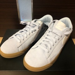 【新品・未使用】NIKE W BLAZER LOW SD