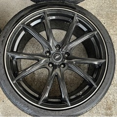 マナレイ 19インチタイヤホイールの画像