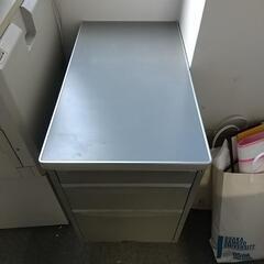家具 オフィス用家具 机の画像