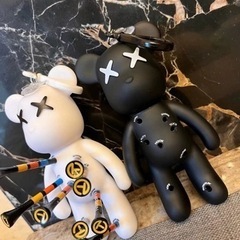 BE@RBRICK ピカチュウ GOLD CHROME Ver.100%400%