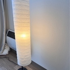 IKEA フロアランプ