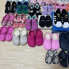 子供靴,サンダル まとめ売りの画像