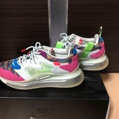 NIKE AIR MAX 720 OBJ ODELL BECKHAM JRの画像
