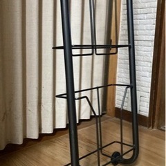 ★本日ＯＫ 引っ掛け マガジンラック 本棚 棚 シェルフ ドア掛け タンス 箪笥 クローゼット ドア 扉 ラック すき間収納 雑誌  ひっかけ 引っかけ マガジンスタンド ブック 収納 書斎 黒 ブラックの画像