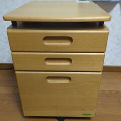 4/12まで　机　学習机　キャビネットの画像