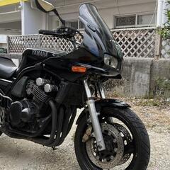 FZ400 