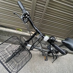 自転車 折りたたみ自転車の画像