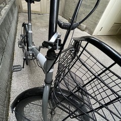 自転車 折りたたみ自転車の画像