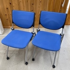 【2脚で500円】オカムラ　折り畳みスタッキングチェア　２脚おまとめの画像