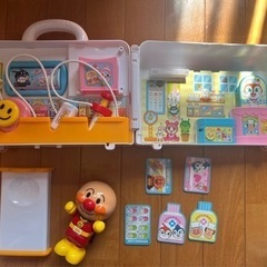 アンパンマン げんき100ばい びょういんと携帯おもちゃの画像
