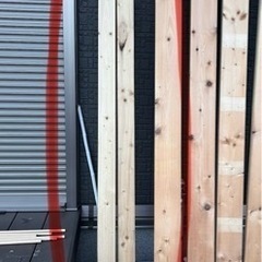 2×4 木材　約2m33cm 2本