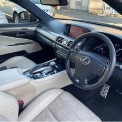 車検2年付き！ レクサスLS600h 4WD 後期型！TRDエアロの画像