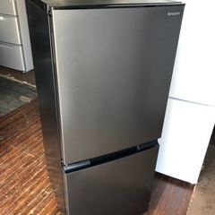 福岡市内配送設置無料　美品　2023年式　冷蔵庫 グレー系 SJ-D15J-H [幅49.5cm /152L /2ドア /右開き/左開き付け替えタイプ