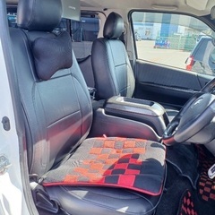 ハイエース200系　ガソリン　スーパーGL ローダウンの画像