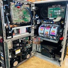 【愛品倶楽部柏店】オリンピア　JAWS～it's a SHARK PANIC～ 5号機　ART スロット実機の画像