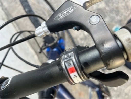 8段ギア28インチCANNONDALE クロスバイク街乗り通勤車通学車?プロフ必読
