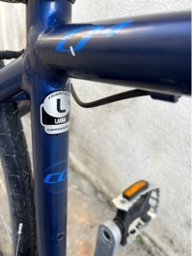 8段ギア28インチCANNONDALE クロスバイク街乗り通勤車通学車?プロフ必読