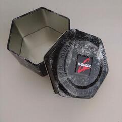 G-SHOCKの缶の画像