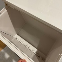 薄型　ペダル式　ダストボックス　ゴミ箱の画像