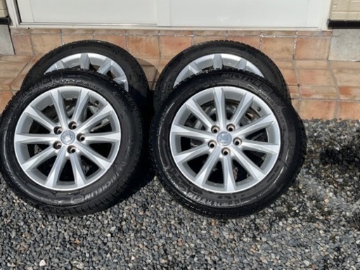 18・20・21・22クラウンスタッドレスタイヤ