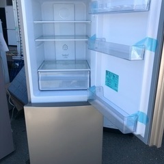 福岡市内配送設置無料 2020年式 ハイアール 218L 冷凍冷蔵庫 JR-NF218B-N