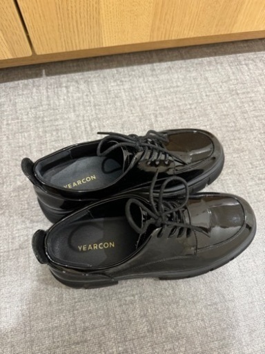靴 ローファー