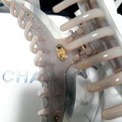 CHANEL シャネル ヘアクリップ バンスクリップ マーブルグレーの画像