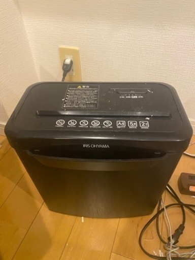 アイリスオーヤマ　シュレッダー