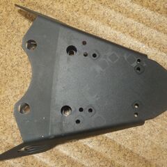 2代目PCX リアボックスベースステーの画像