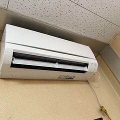 完全土日休み！エアコンメンテナンスのお仕事ですの画像