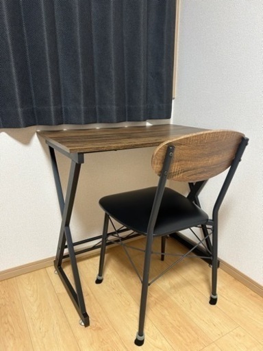 中学生などにオシャレ学習机に‼️