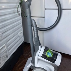 配送可能　IC-C100-W サイクロン式掃除機 ホワイト [サ...