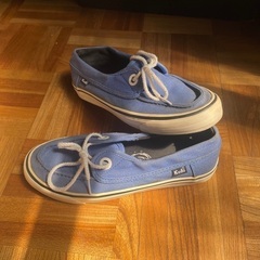 Free shoe size 4.0