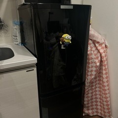 三菱 147L冷蔵庫 ➕電子レンジ ➕（free湯沸かしポット、...